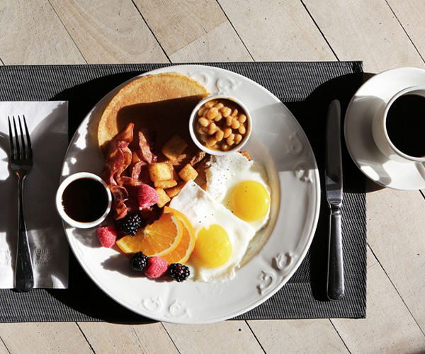 Breakfast served aboard